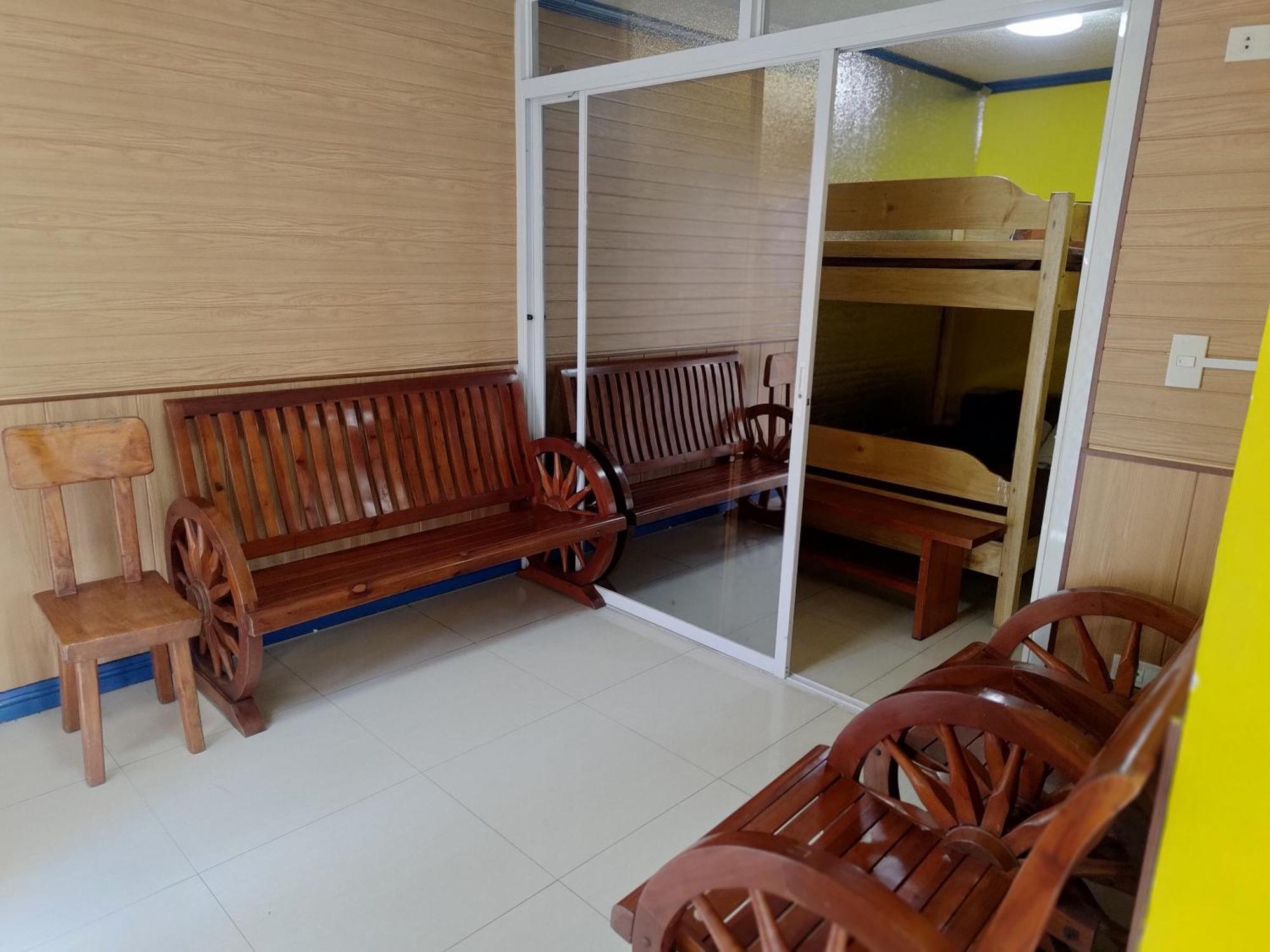 Apartment Zenmist Properties- Backpackers Haven