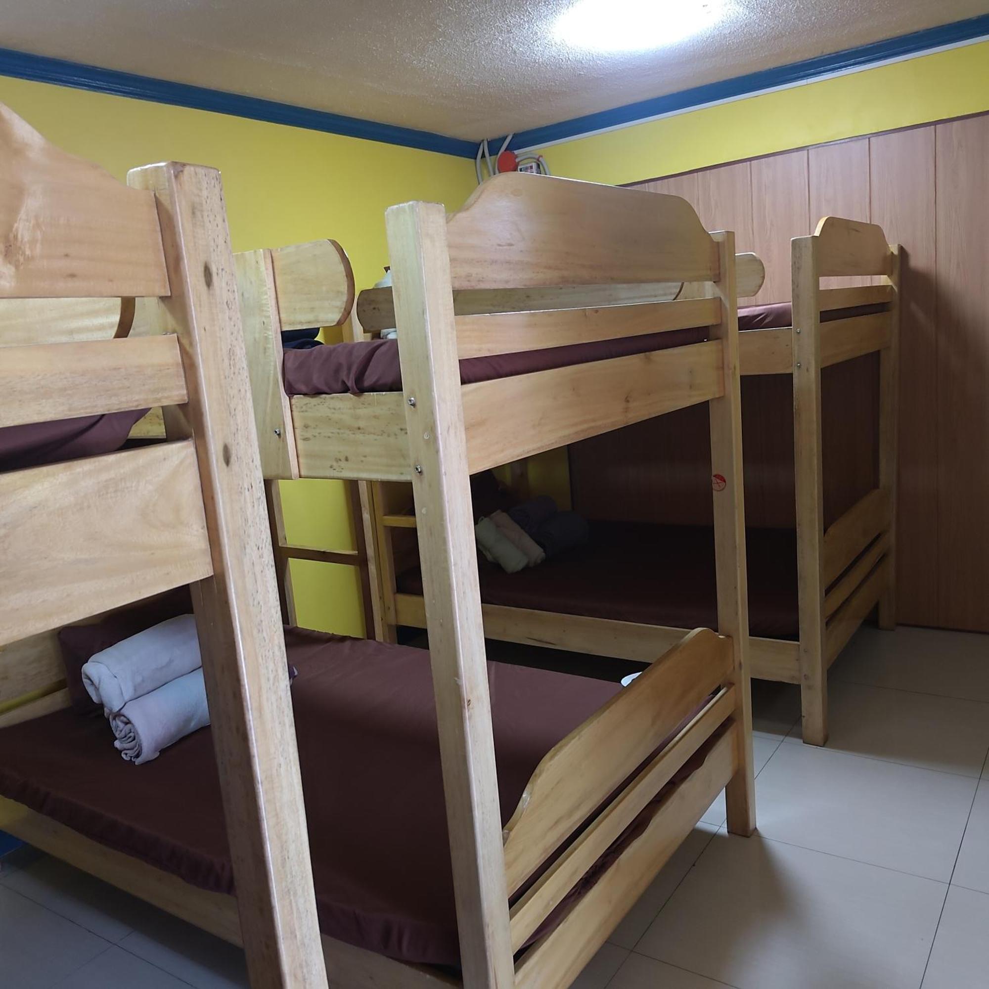 Zenmist Properties- Backpackers Haven *